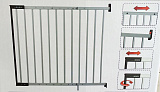 Защитный барьер Baby Safe для дверного/лестничного проема, 67-104 см, мет. бел