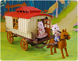 Игровой набор Happy Family Дом на колесах с фигурками белочек и мебелью